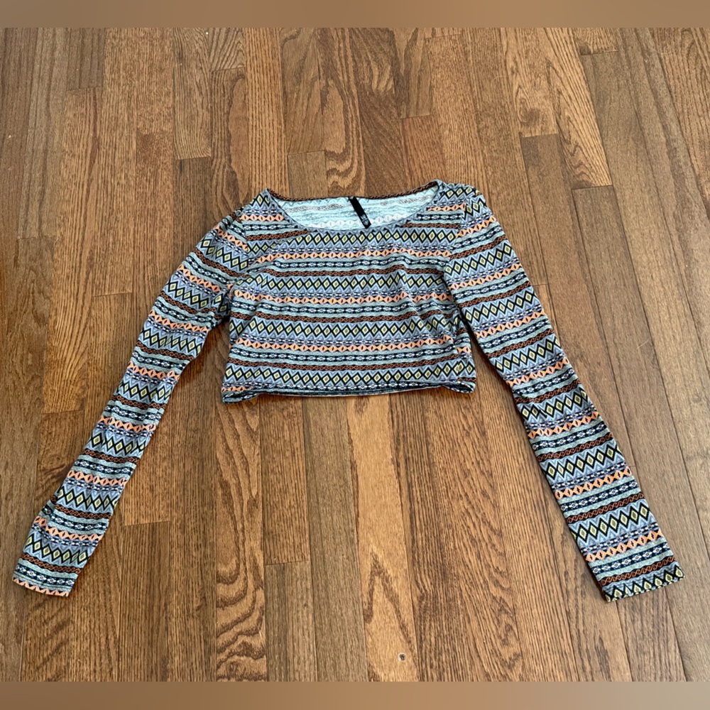 Source Unknown Multicolor Patterned Crop Top